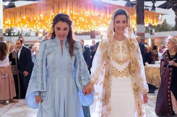 La emotiva fiesta que la reina Rania de Jordania le organizó a su futura nuera, Rajwa al Saif
