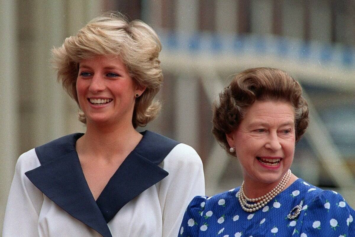 Lady Di con su suegra, la Reina Isabel II. - Créditos: Instagram