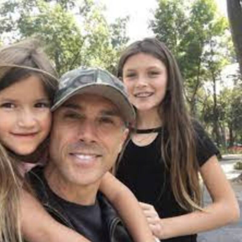 Así lucen las hijas de Sergio Mayer e Issabela Camil - Créditos: Instagram