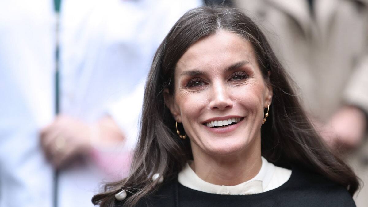 Letizia estrenó en 2023 un anilló que reemplazó al de Karen Hallam que utilizó por casi cuatro años - Créditos: Twitter