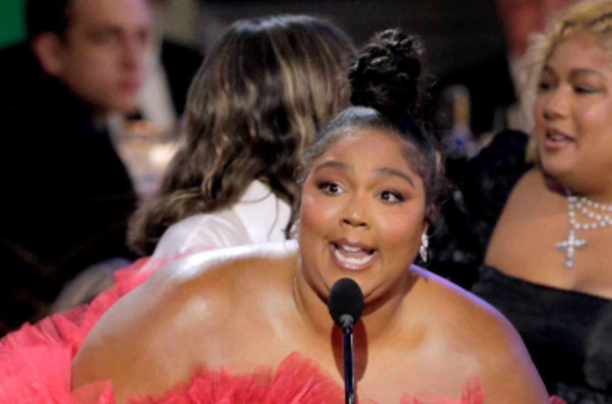 Lizzo rompe en llanto al ganar un Emmy y se enorgullece de su peso corporal