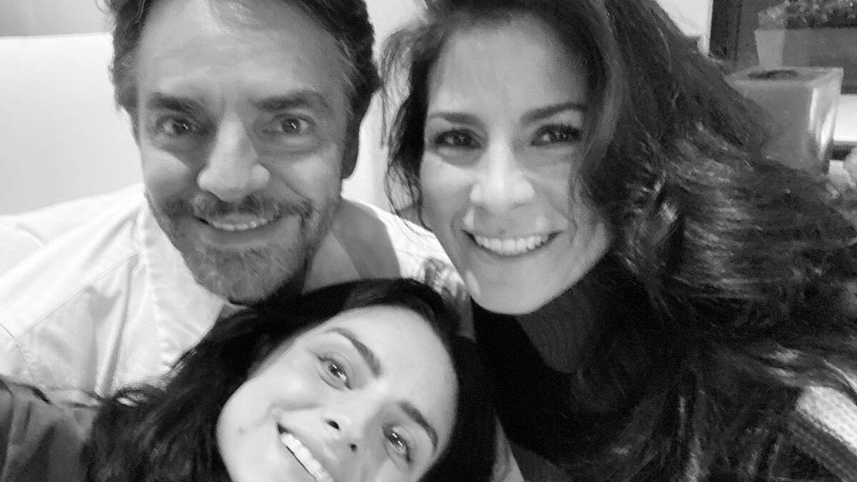 Aislinn Derbez vuelve con su recuperado padre Eugenio Derbez a pasar la Navidad