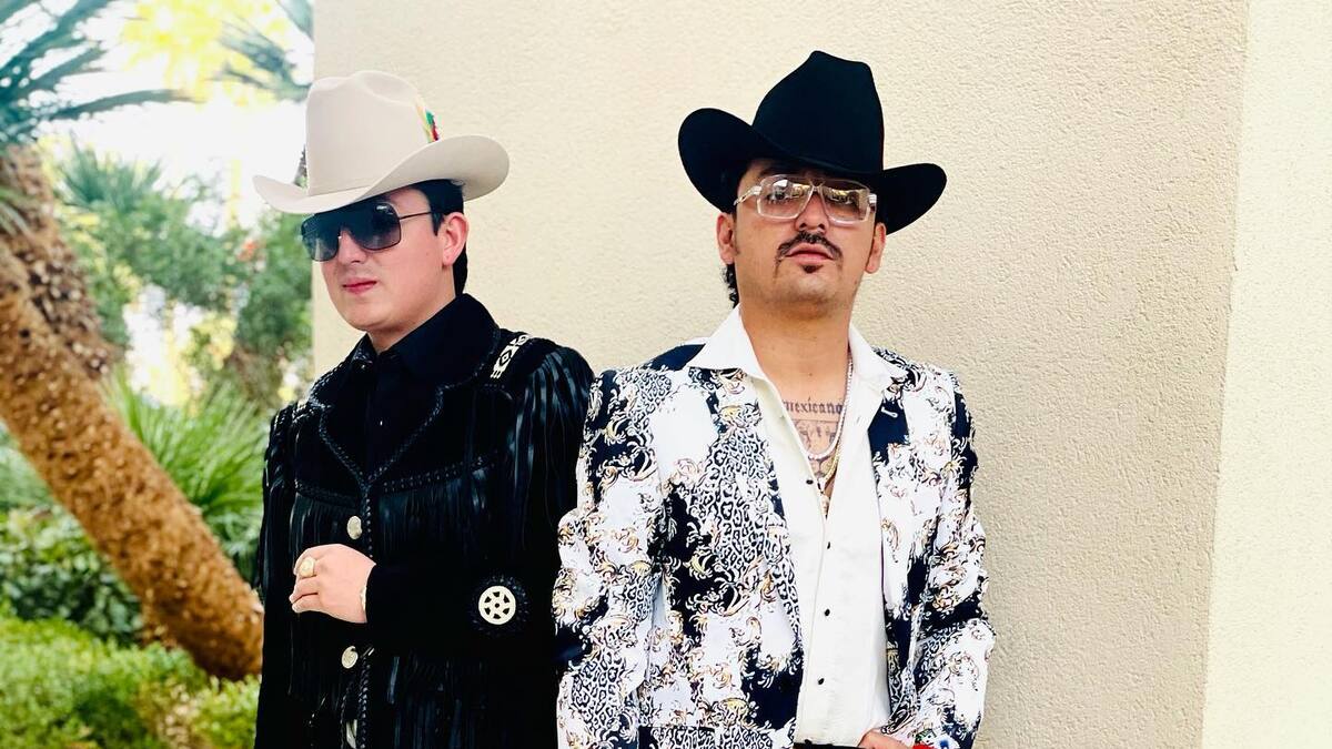 Los Dos Carnales se ponen Navideños y lanzan villancico ranchero