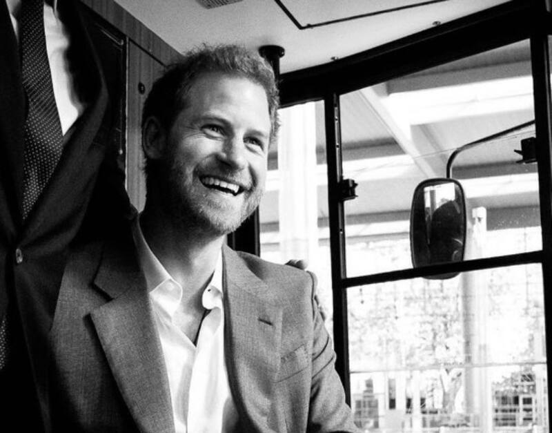 Los gestos del Príncipe Harry transmiten durante sus entrevistas. - Créditos: Instagram