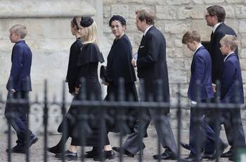 Ellos son los nietos desconocidos de la reina Camila