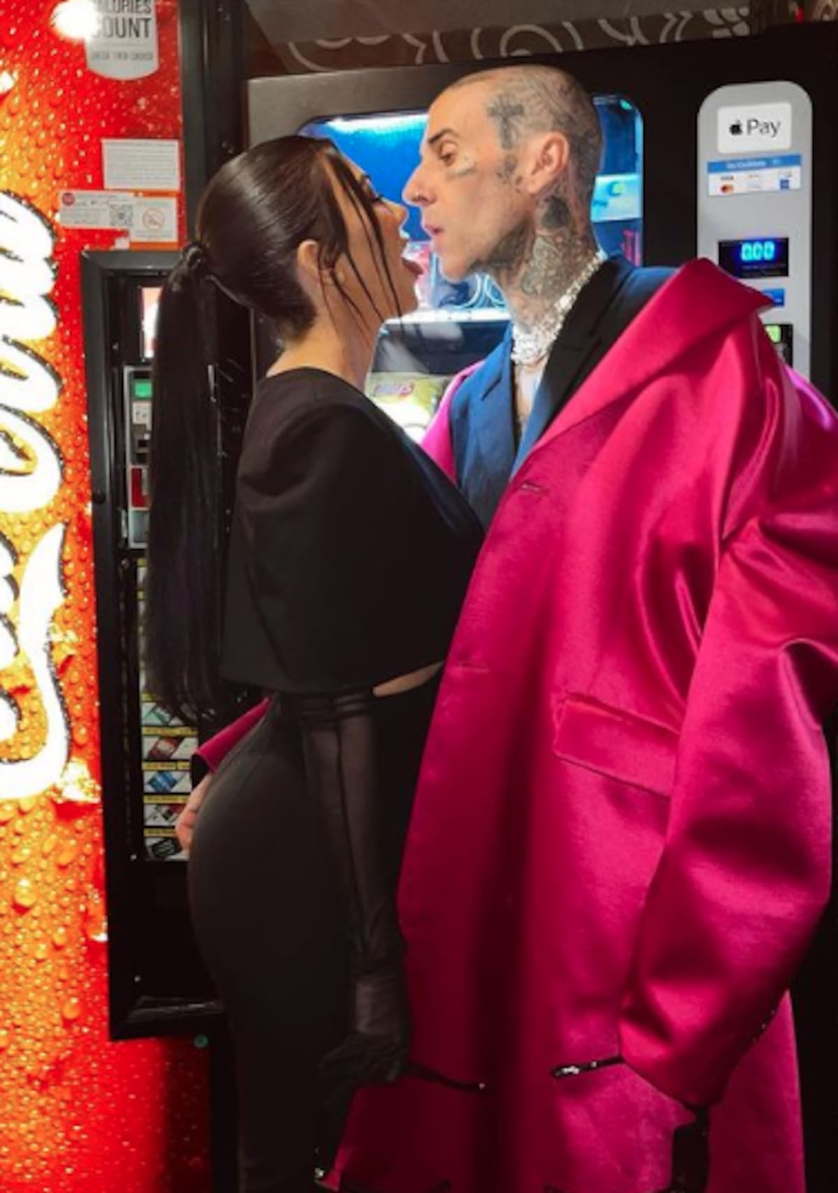 Los planes de Travis Barker y Kourtney Kardashian que harían enojar a sus hermanas - Créditos: Instagram