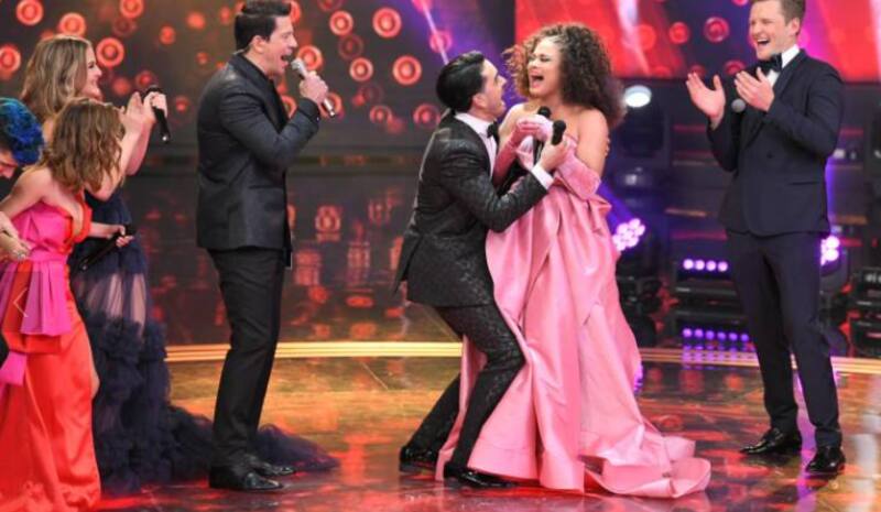 Los premios de Cesia en México y en su natal Honduras - Créditos: Cortesía TVAzteca