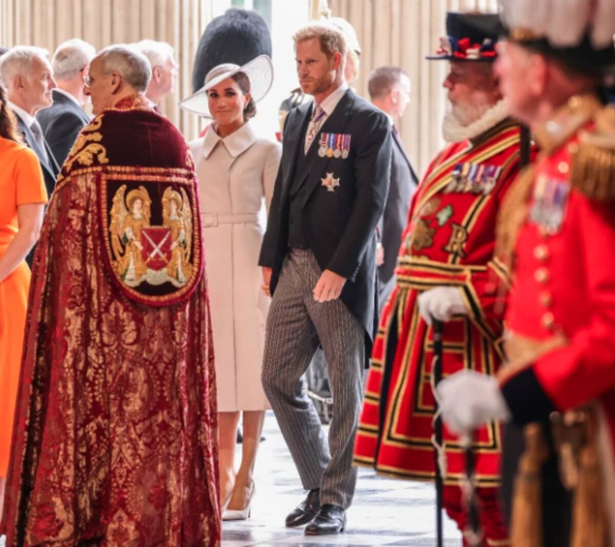 Los Sussex se fueron desde la Catedra de Saint Paul directo a su residencia. - Créditos: Revista Quien