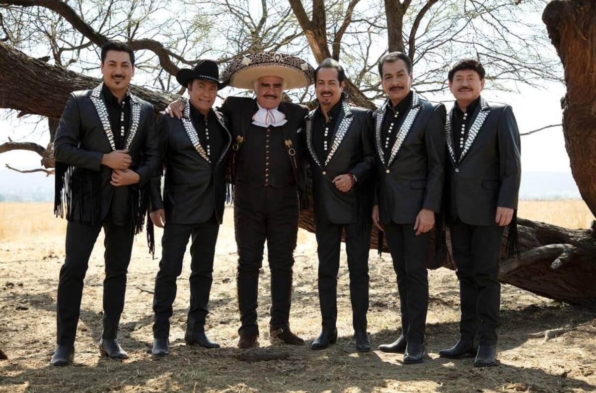 El corrido que Los Tigres del Norte le dedicaron a Vicente Fernández