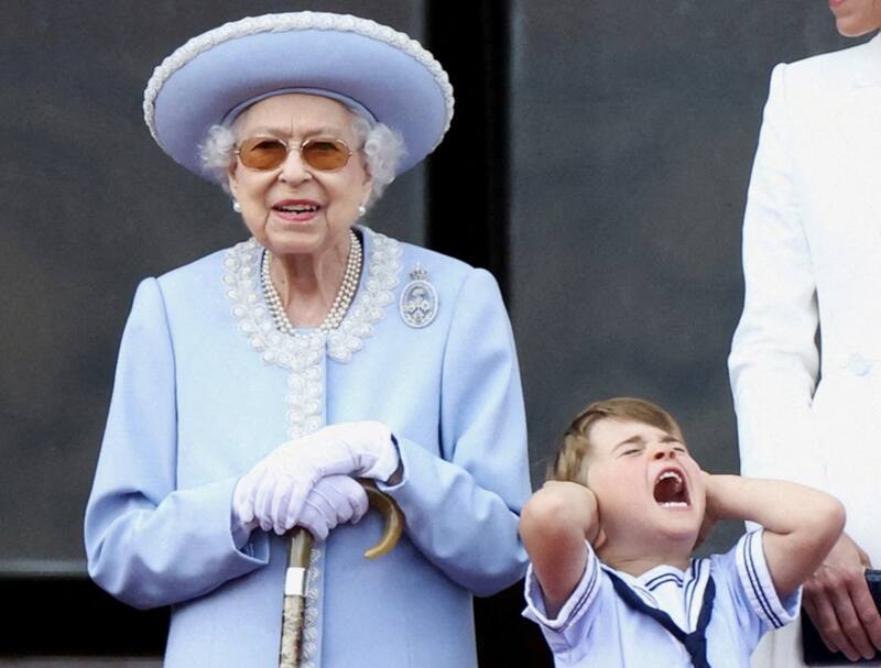 Louis se hizo famoso durante el Jubileo de Platino de la Reina Isabel II. - Créditos: Instagram