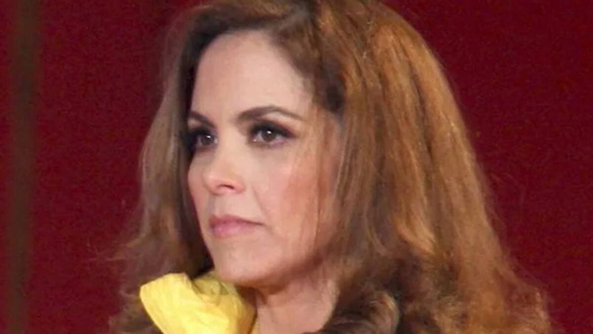 Lucero parece tener un día difícil y así lo compartió con sus seguidores - Créditos: Twitter