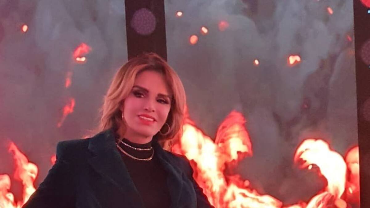 Protagonistas de ‘Siempre reinas’ reciben espumoso regalo