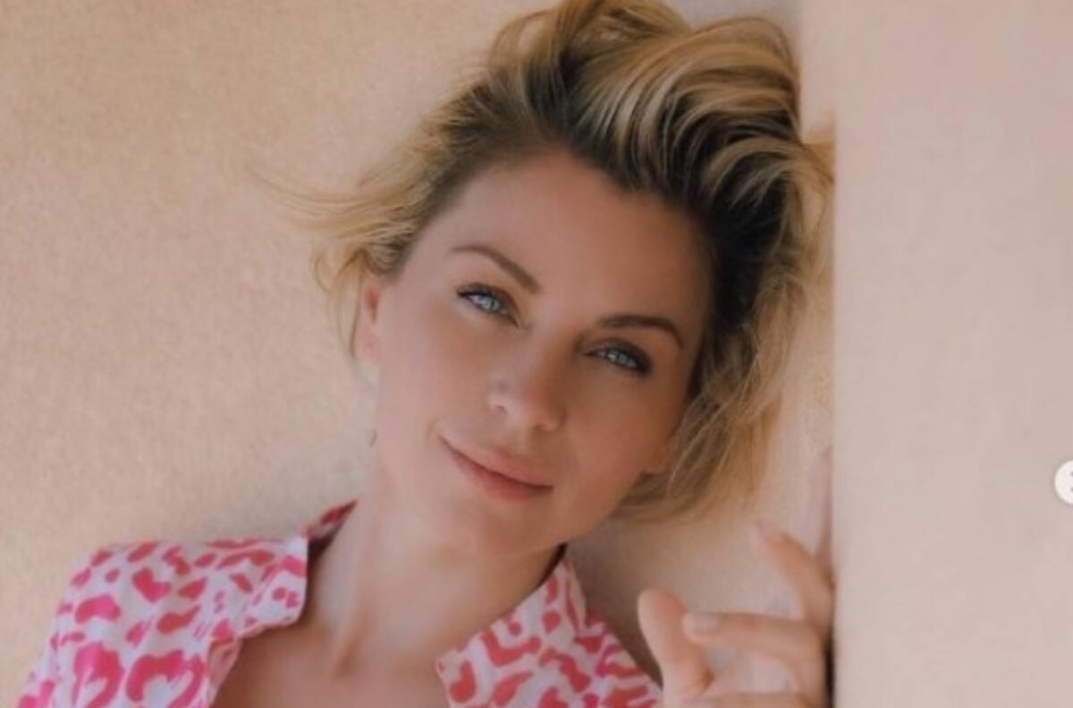 Ludwika Paleta impresiona con fotos desde la bañera y famoso actor reacciona al posteo