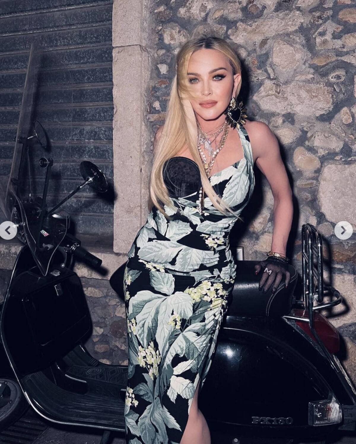 Madonna posa sugerente y jovial - Créditos: Instagram