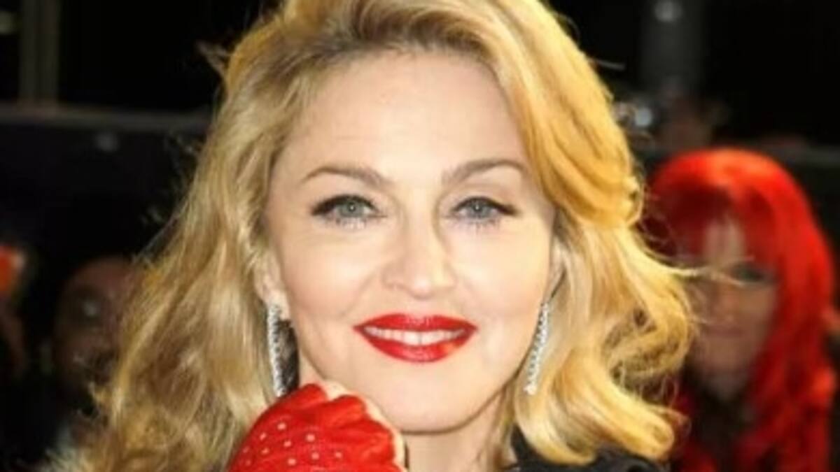 Madonna sufre la muerte de hermano mayor, alcohólico e indigente