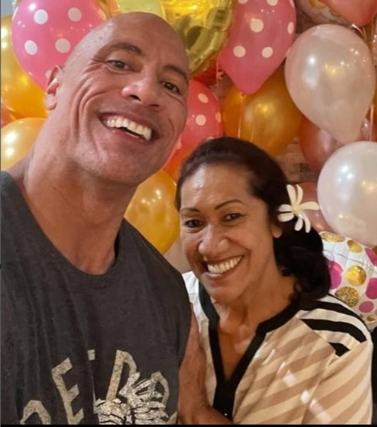 Madre de Dwayne Johnson grave tras accidente; La Roca agradece a los ángeles de que siga viva La mujer de 74 años se encuentra en observación - Créditos: Instagram