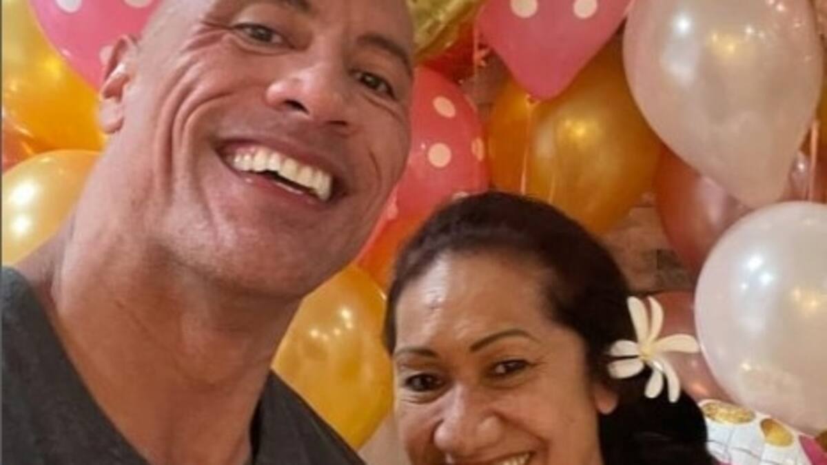 Madre de Dwayne Johnson grave tras accidente; La Roca agradece a los ángeles de que siga viva