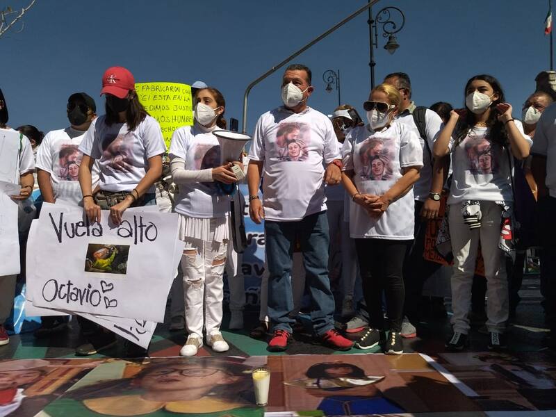 Marcha por Octavio Ocaña dio inicio en el Zócalo Capitalino - Créditos: Twitter