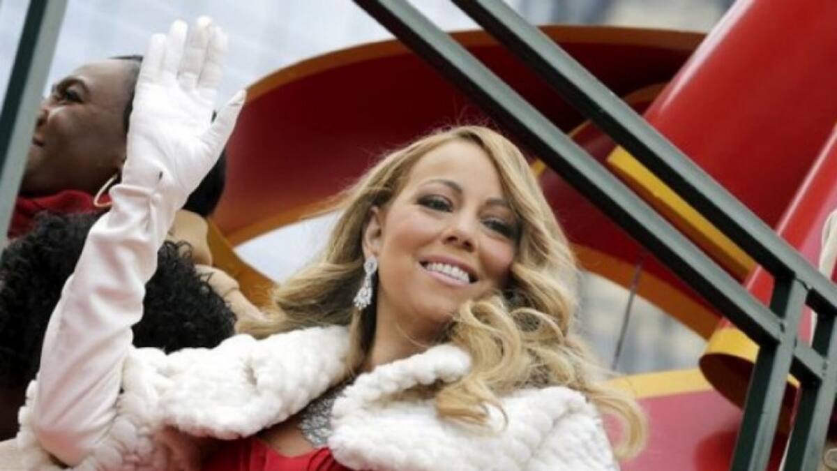 Mariah Carey da inicio a las celebraciones del Día de Acción de Gracias