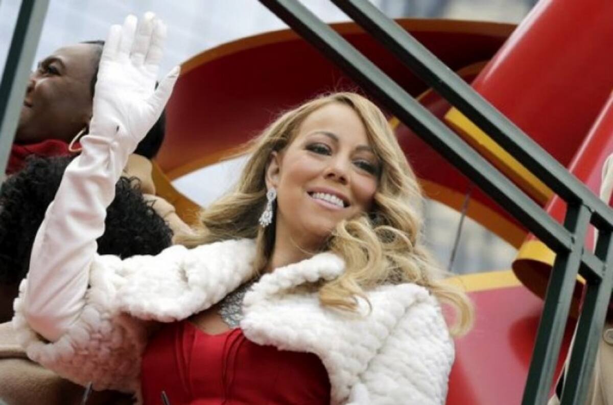 Mariah Carey da inicio a las celebraciones del Día de Acción de Gracias