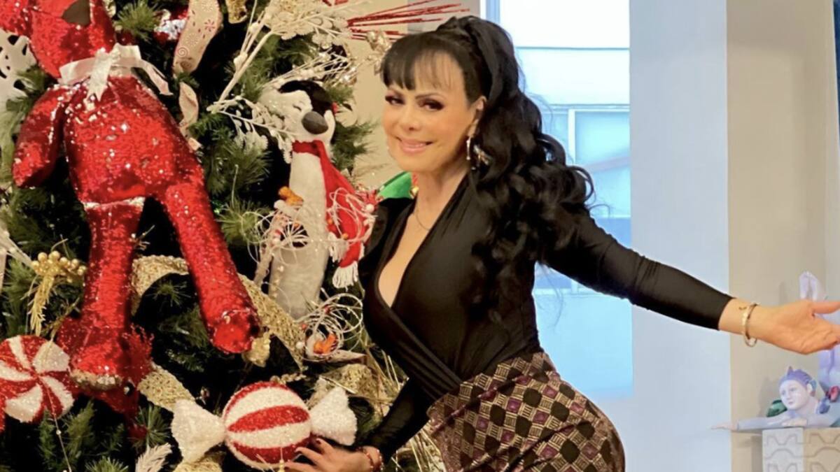 Maribel Guardia festeja el Año Nuevo presumiendo impresionante abdomen a los 63 años