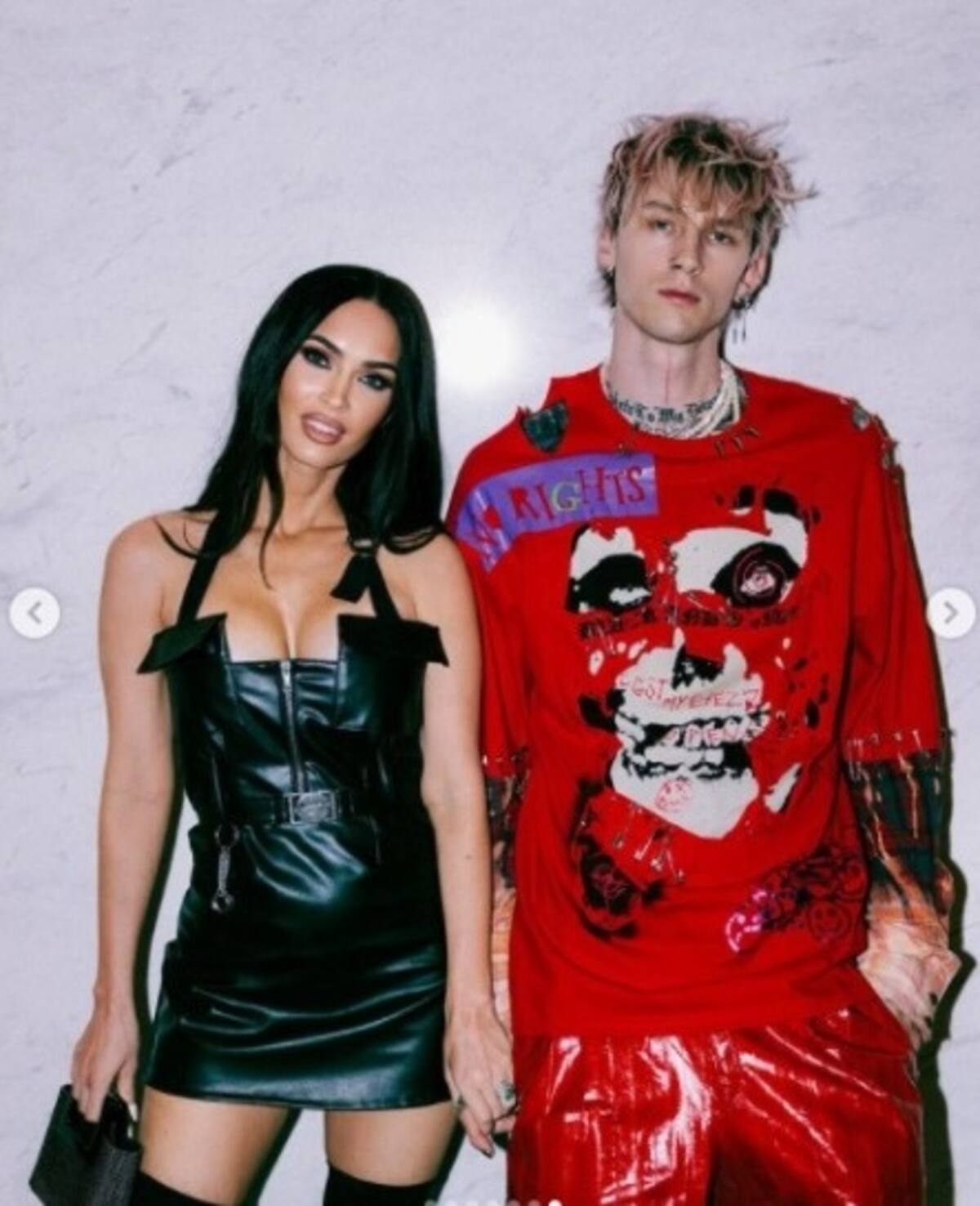 Megan Fox rompió su costoso jumpsuit para darle gusto a su prometido - Créditos: Instagram Megan Fox