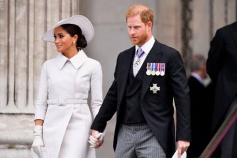 Meghan y Harry en la Catedral de St. Paul para el Jubileo de Platino de la Reina Isabel II. - Créditos: Twitter