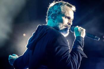 Miguel Bosé confiesa que padece una extraña condición neurológica