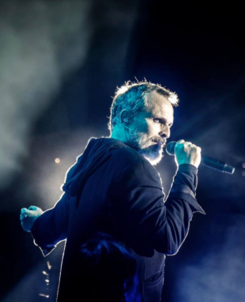 Miguel Bosé padece una rara condición neurológica - Créditos: Instagram Miguel Bosé