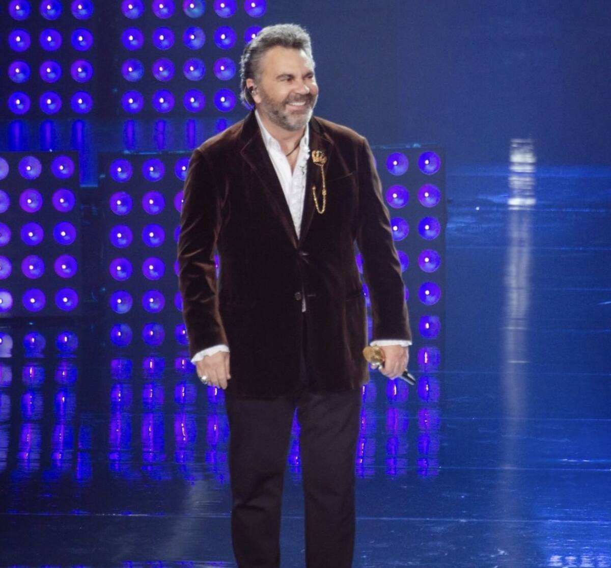 Mijares comparte noticia desde la cama - Créditos: Instagram