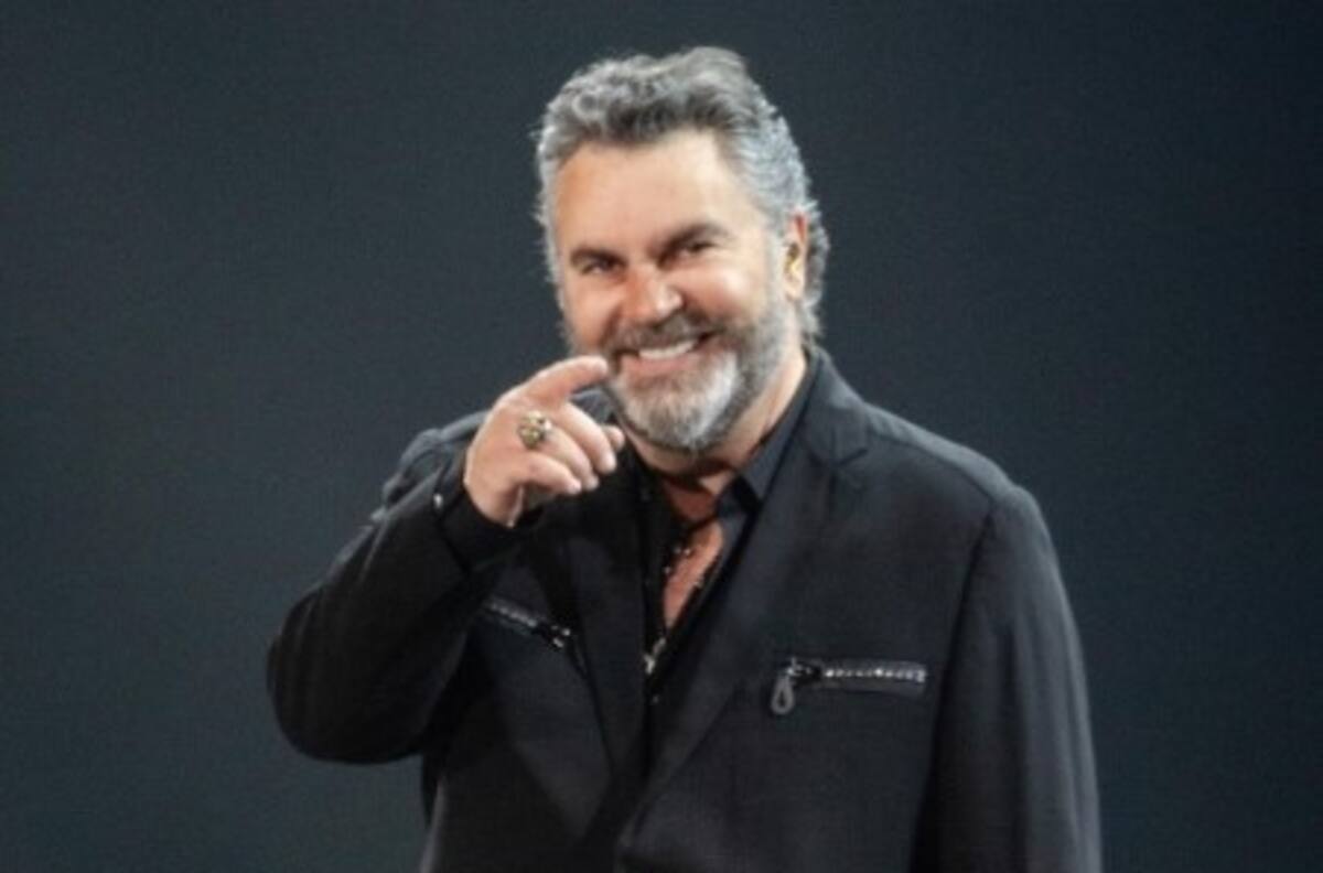 Mijares emocionado hasta las lágrimas al cumplir uno de sus grandes sueños