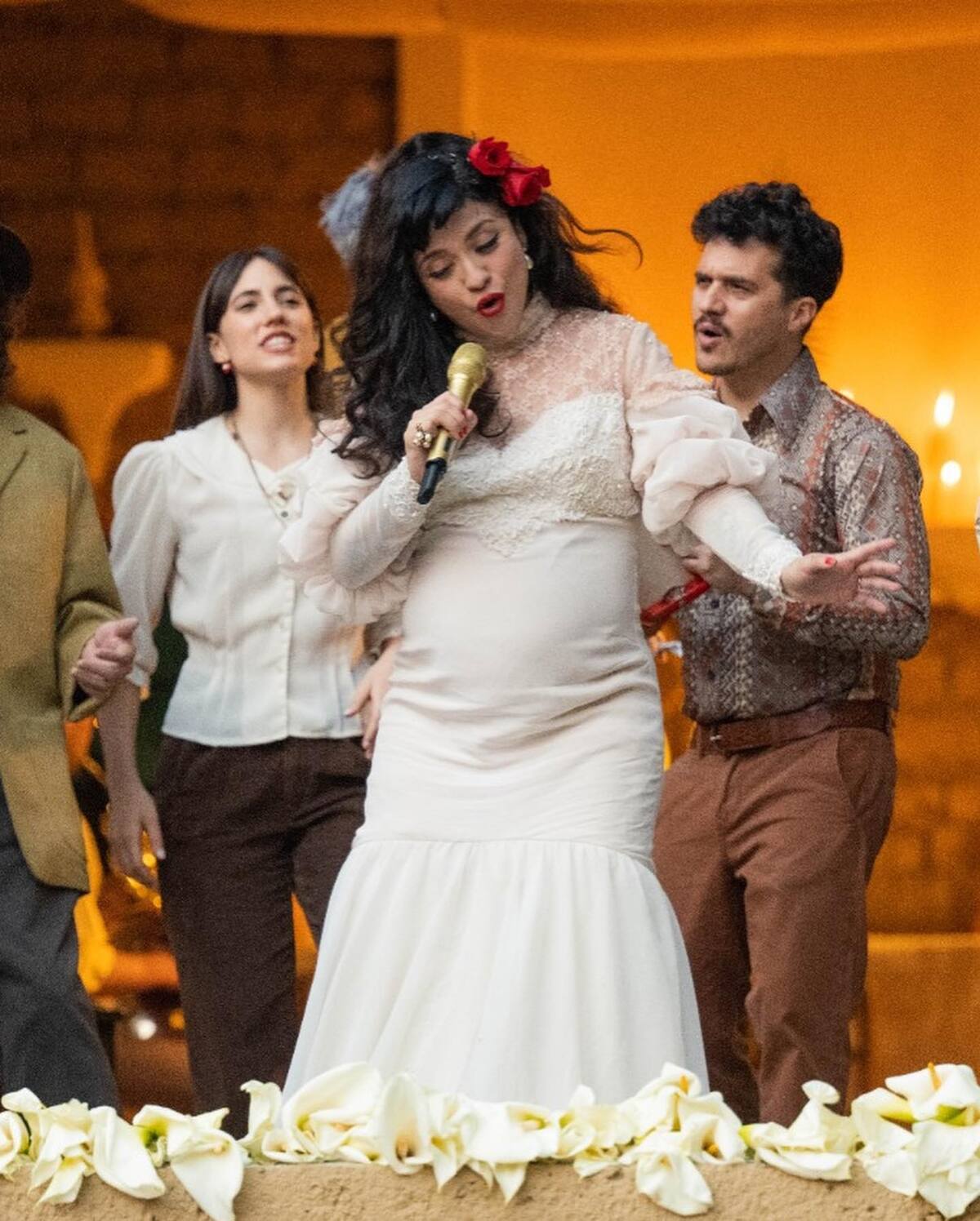 Mon Laferte ha compartido con sus fans la noticia de que ya es mamá - Créditos: Facebook