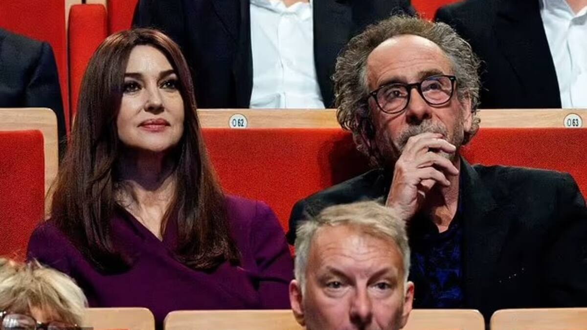 Monica Bellucci y Tim Burton destapan su amor recorriendo las calles de París