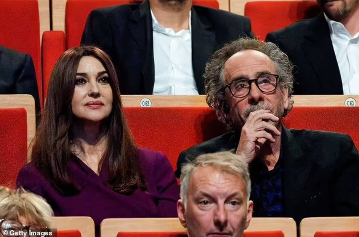 Monica Bellucci y Tim Burton destapan su amor recorriendo las calles de París