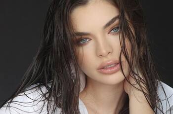 Así se ve Nadia Ferreira, esposa de Marc Anthony, en su primera aparición pública después del parto