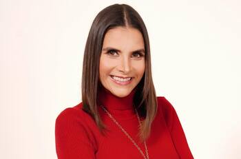 Los fans se fueron de cabeza sobre Natalia Ramírez por foto del recuerdo