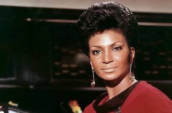 Restos de estrella de "Star Trek", Nichelle Nichols, descansarán fuera de este mundo