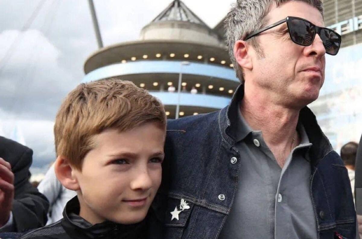 Noel Gallagher termina herido y ensangrentado tras los festejos del título del Manchester City