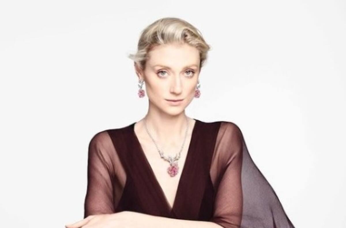 Filtran nuevas fotos de Elizabeth Debicki caracterizada como Lady Di y no cesan las comparaciones
