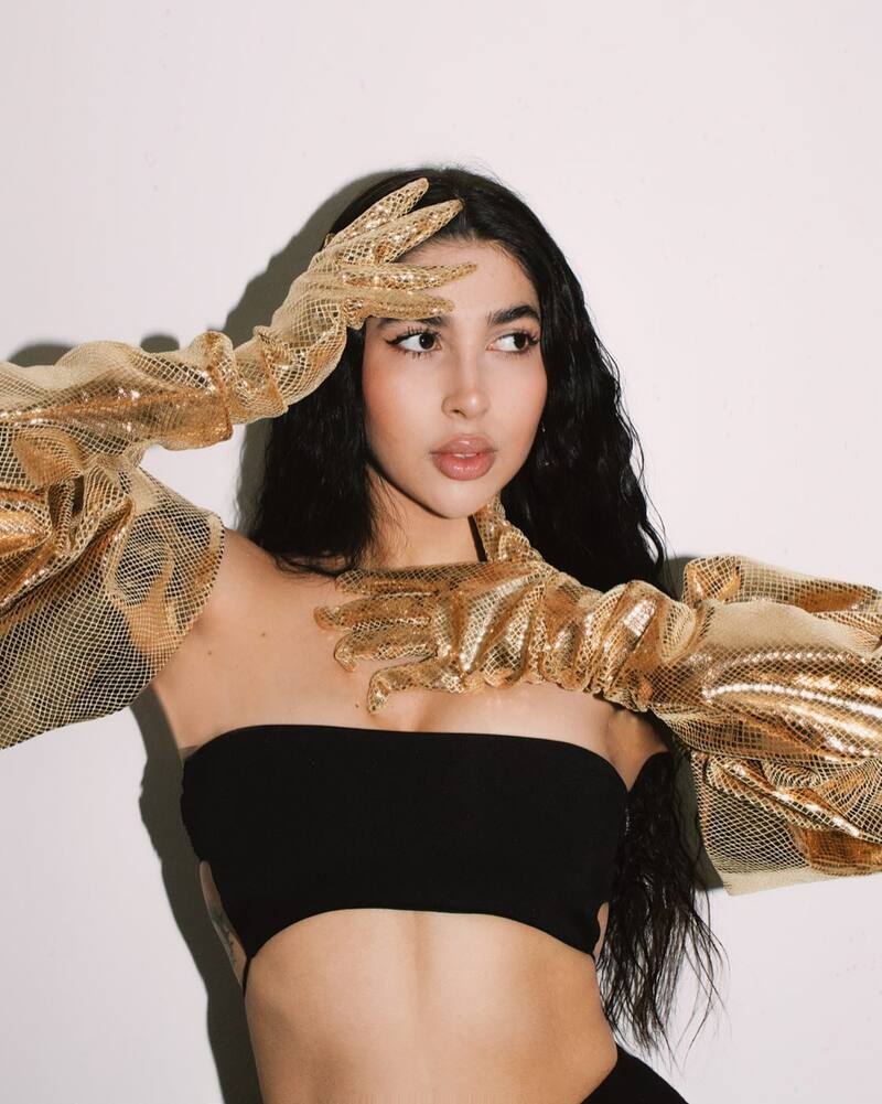 La ex novia de Peso Pluma, Odalys Velasco también habría aparecido en lo encontrado.