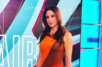 Paola Rojas casi se queda sin vestido en pleno programa en vivo
