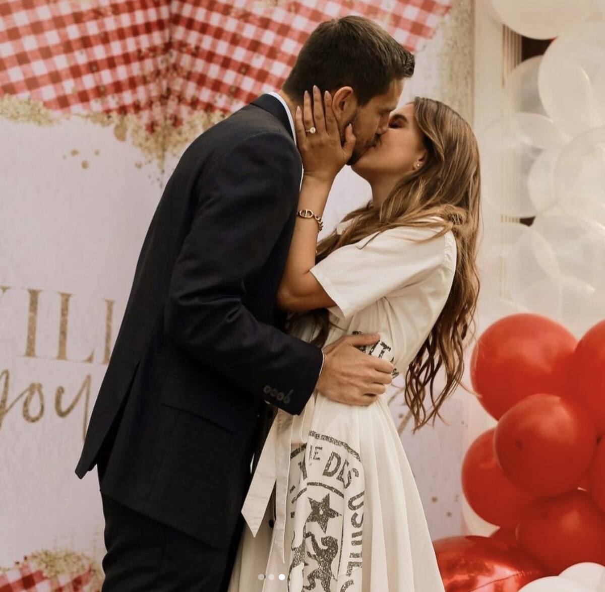 Paulina Goto recibe anillo de compromiso tras tres años de relación - Créditos: Instagram