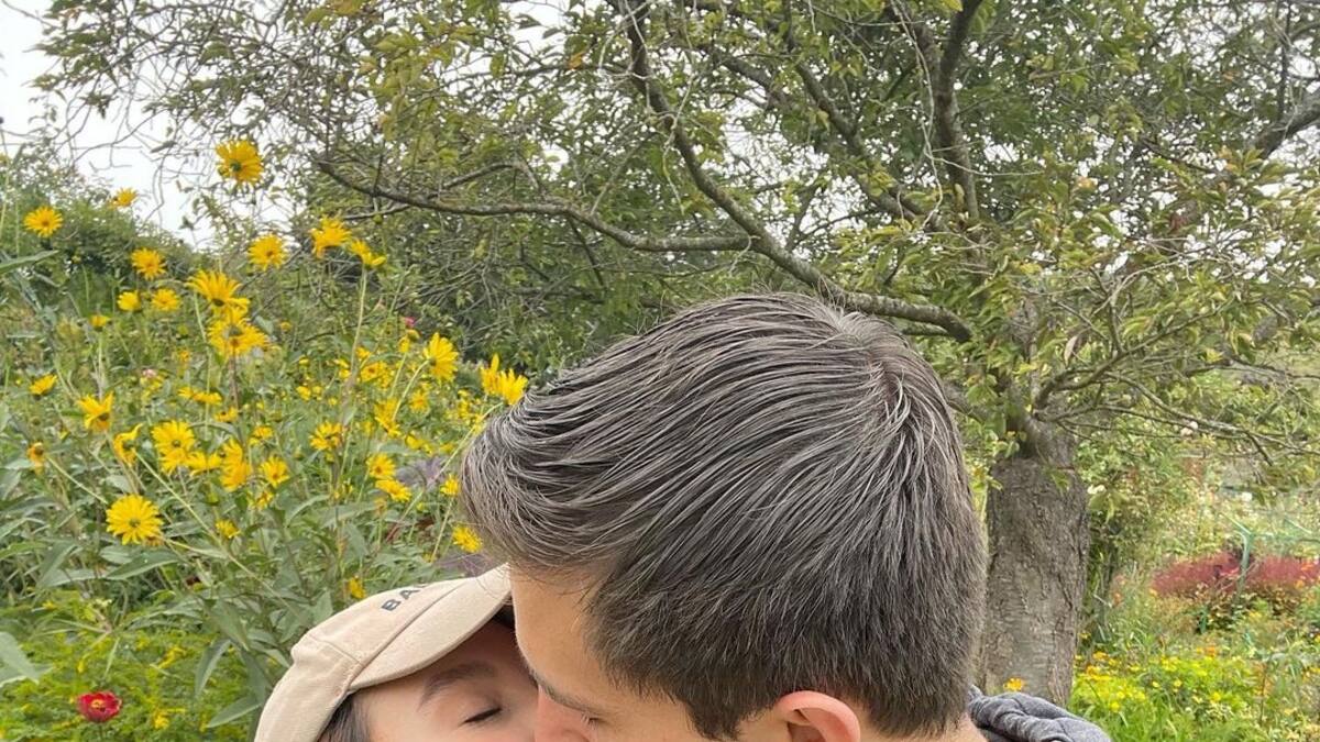 Paulina Goto deja de lado los preparativos de su boda para aventurarse en Francia