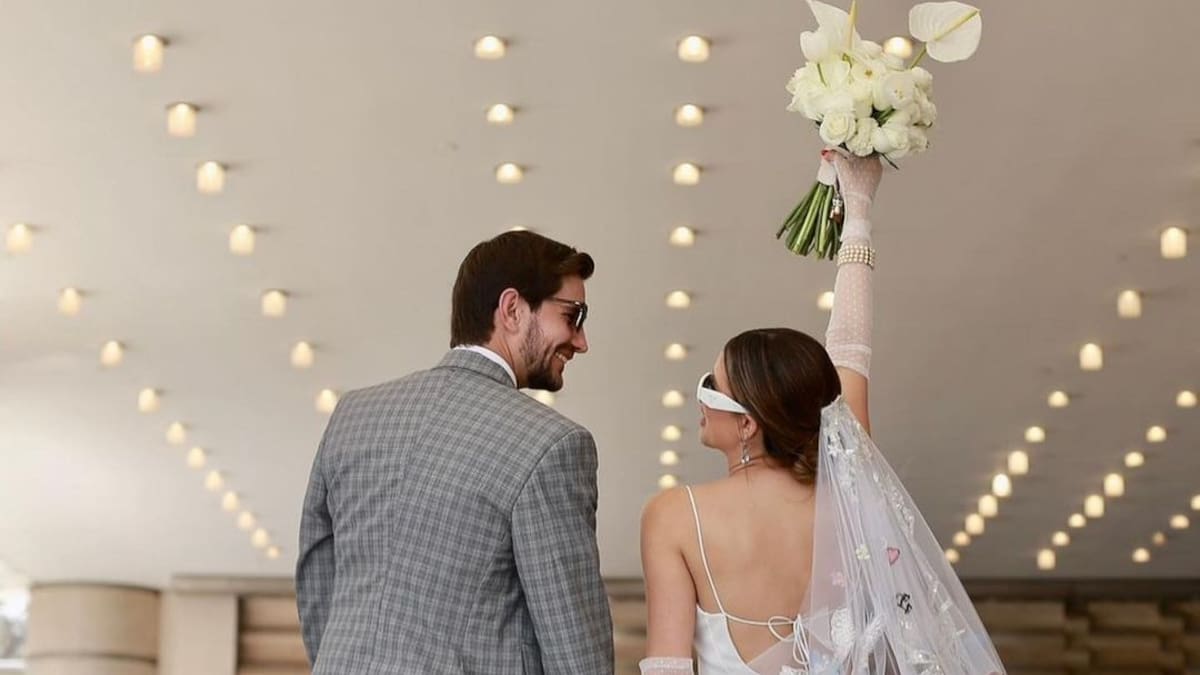 Paulina Goto ya se casó y así fue su impresionante vestido de novia