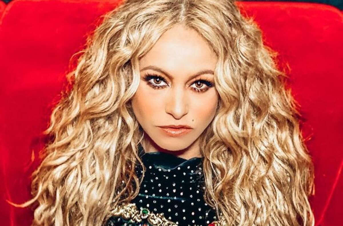 "Pero no nos pegues": Paulina Rubio agredió a la prensa a su llegada a la Ciudad de México