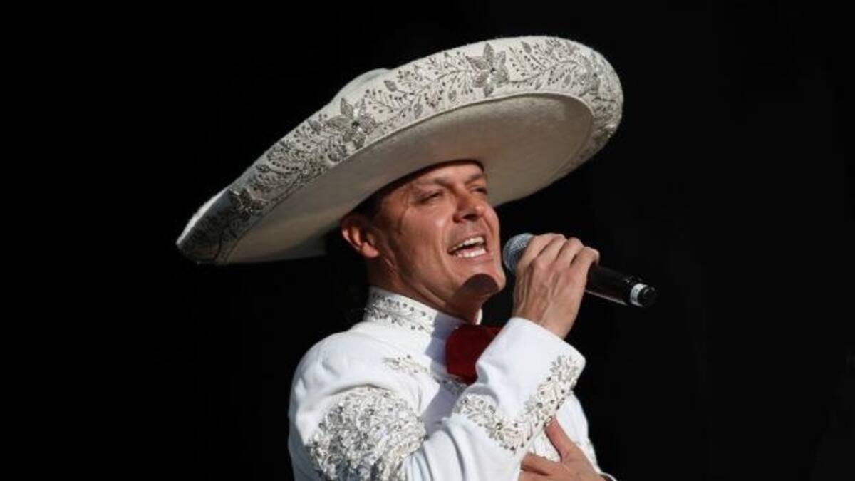 Pedro Fernández cuenta los motivos de estar fuera de la bioserie Pedro Fernández asegura que no cuenta con el perfil para interpretar a Vicente
- Créditos: Twitter