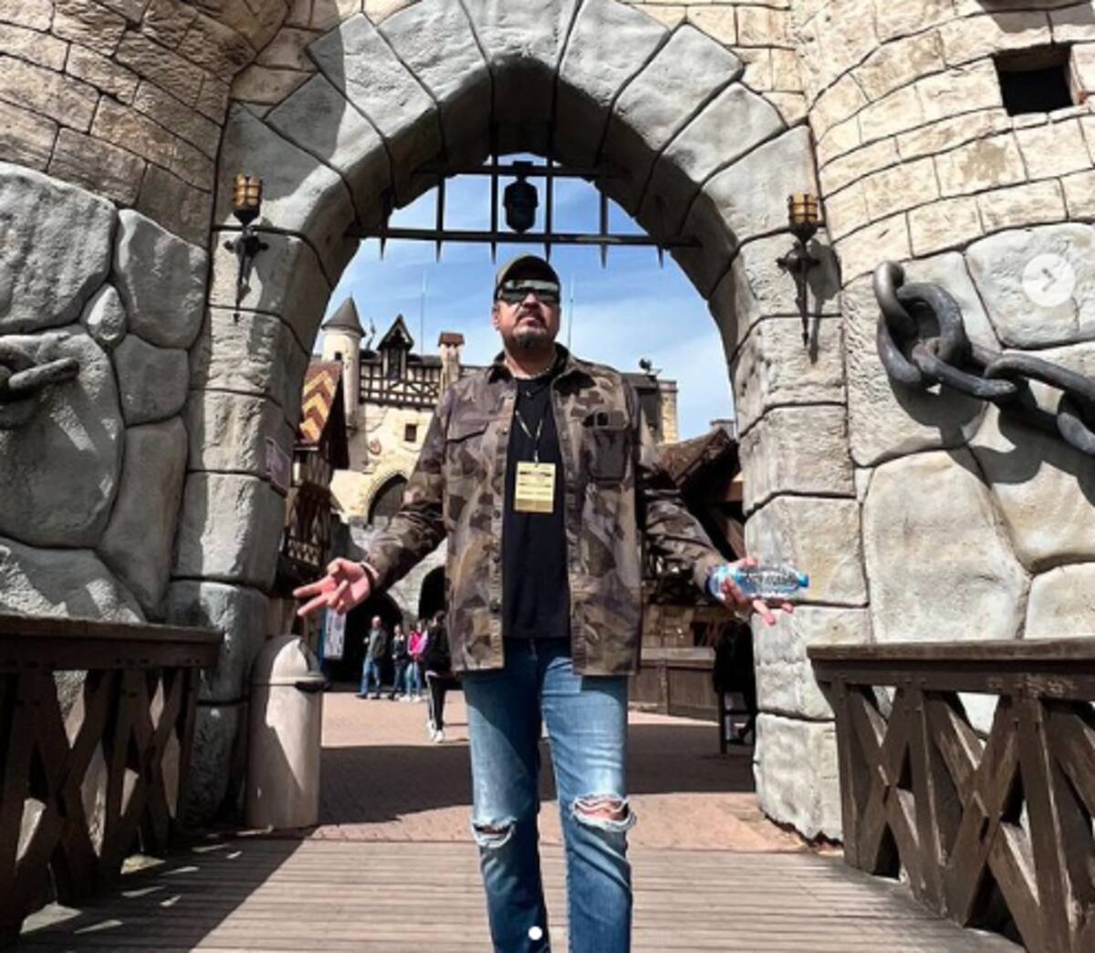 Pepe Aguilar lanza un grito de ayuda a sus seguidores - Créditos: Instagram