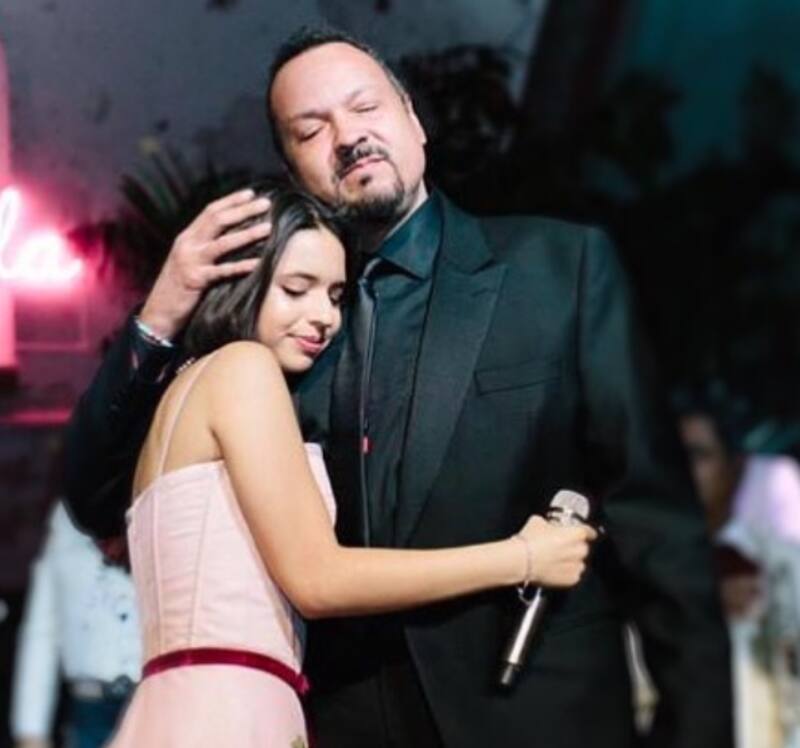 Pepe Aguilar prepara bioserie de su familia - Créditos: Instagram
