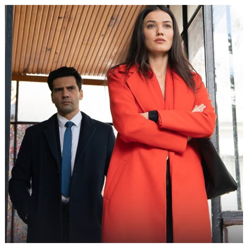 Pinar Deniz y Kaan Urgancıoğlu, los protagonistas de Yargi (Secretos de familia), la serie turca que ha alcanzado un sonoro éxito local e internacional.