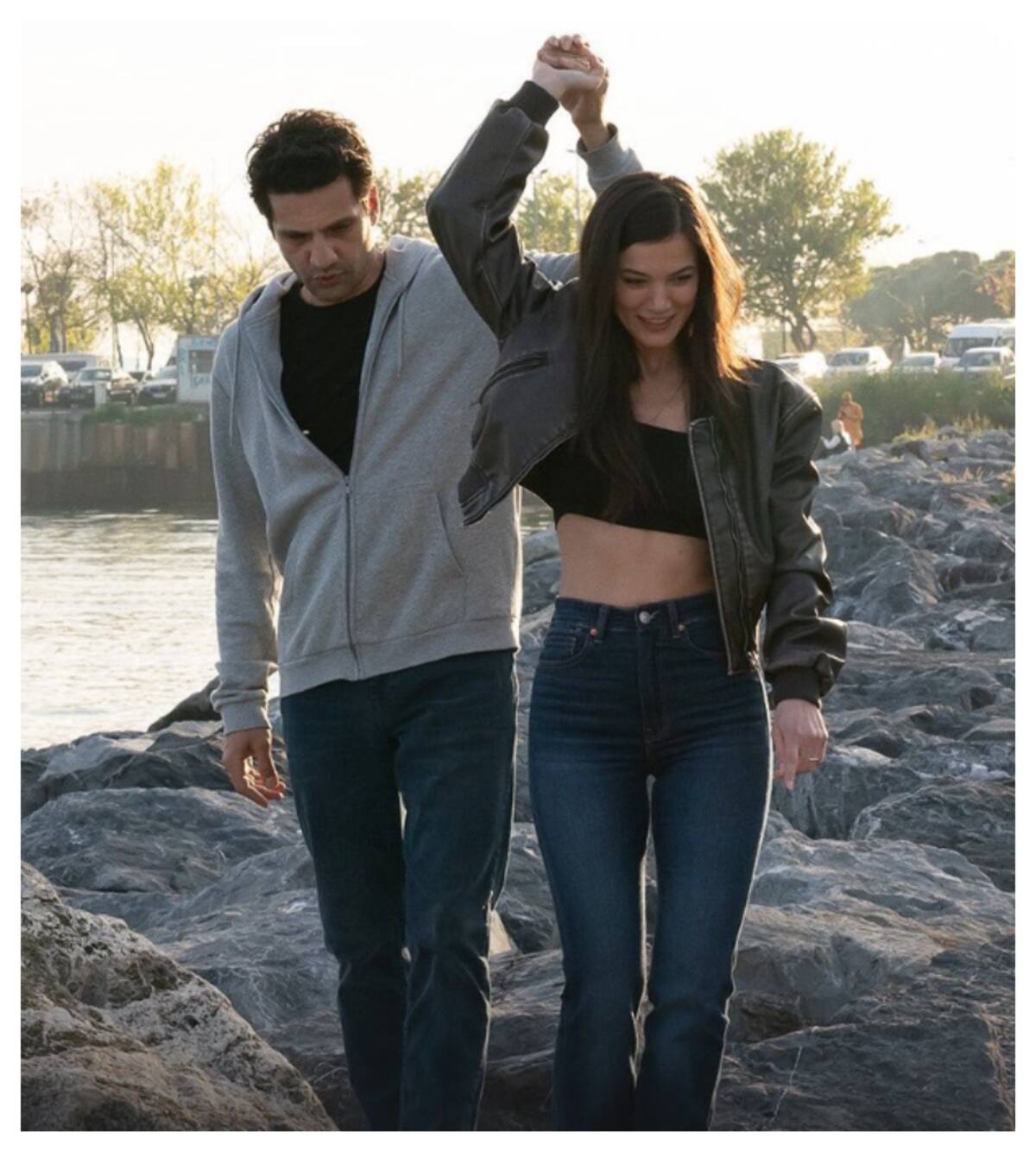 La serie Secretos de familia (Yargi) se apresta para el rodaje de la tercera temporada. Kaan Urgancıoğlu y Pinar Deniz aun no reciben los guiones, eso sí.